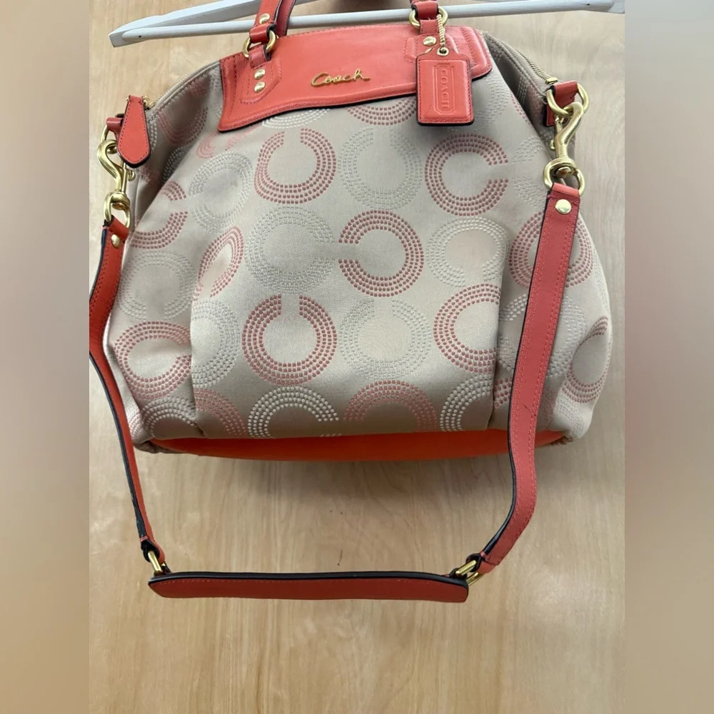 Coach Ashley Peach Khaki Dotted Op Art Signature Satchel. - Picture 2 of 16